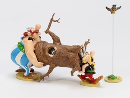 Figurine métal Astérix - Plutoqueprevus dans le tronc transporté par Astérix et Obélix